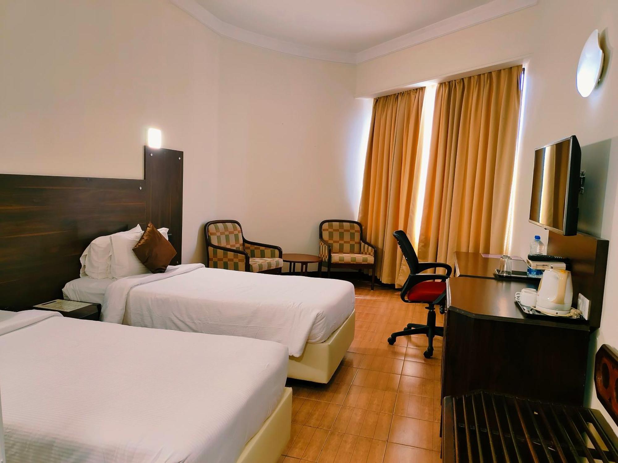 Presidency Kochi City Centre Exterior foto
